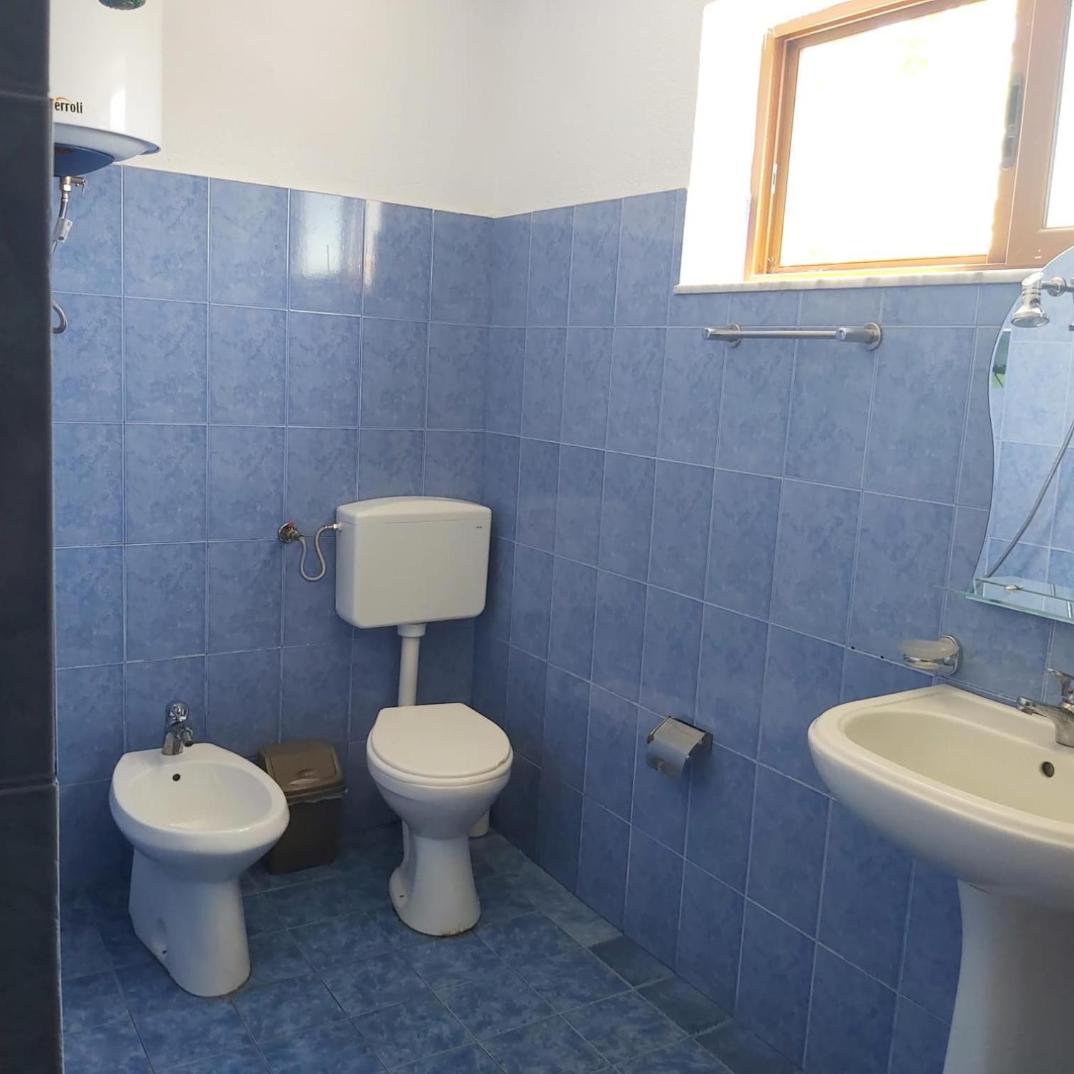 Guest House Pogradeci Экстерьер фото